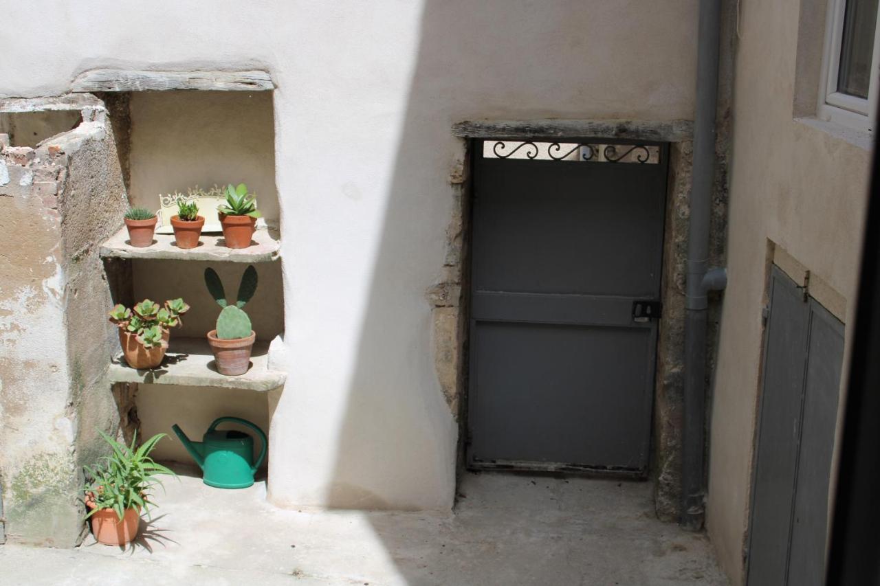 Le Boudoir D'Artiste Semur-en-Auxois Exterior foto